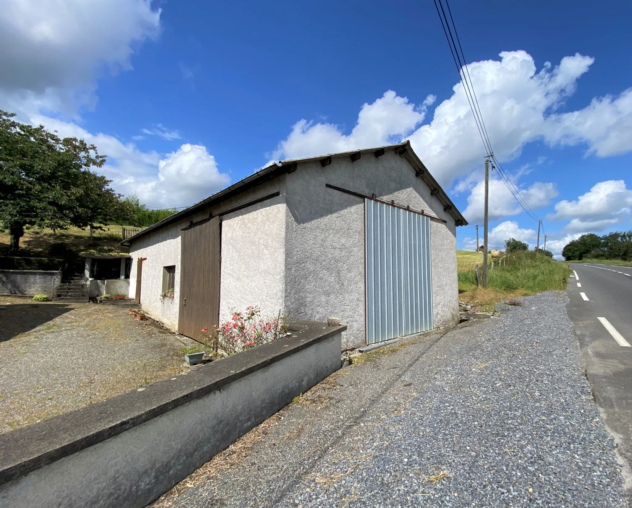 Ferme avec vue Pyrénées 2500 m2 de terrain 