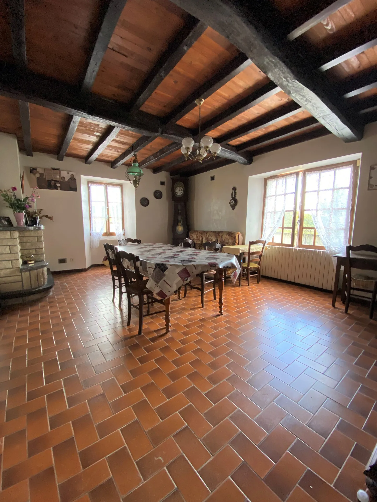 Ferme avec vue Pyrénées 2500 m2 de terrain 