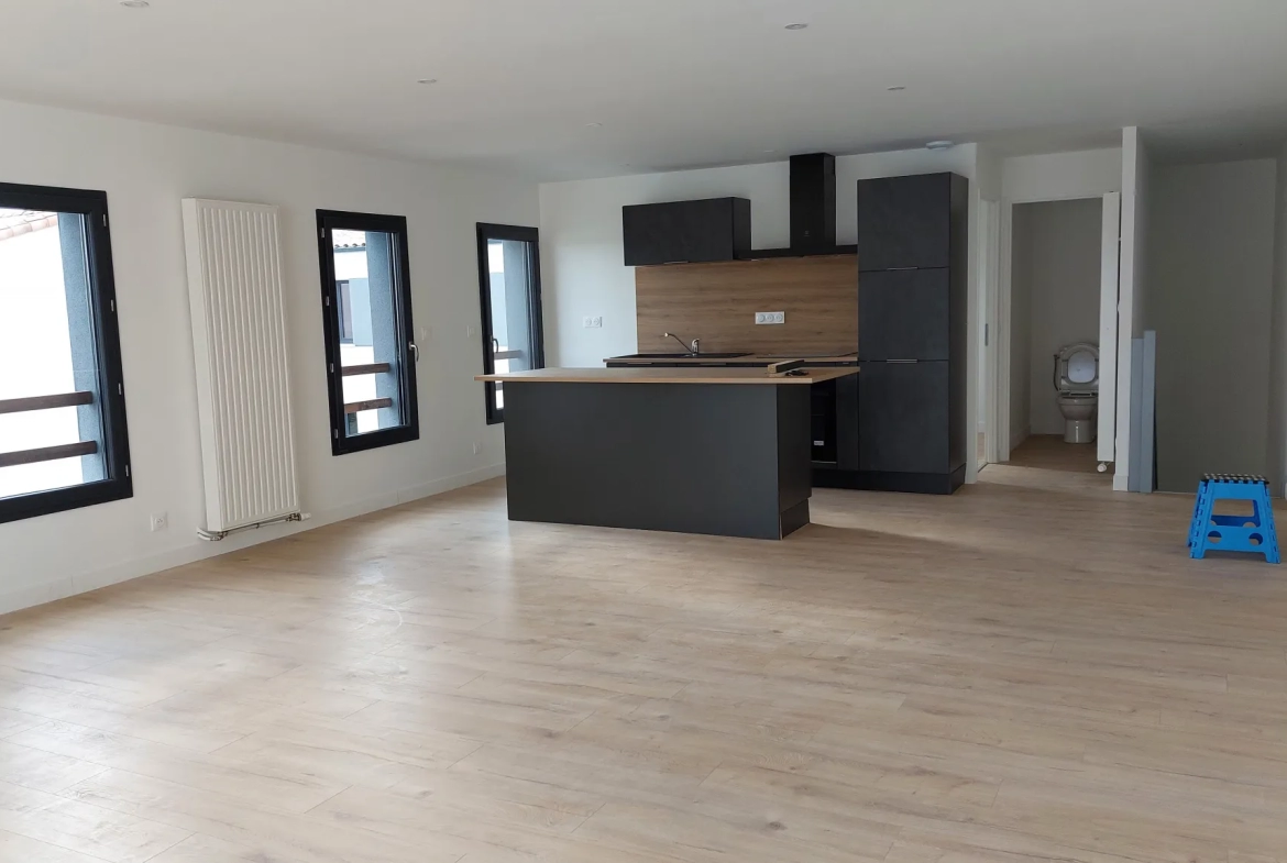 Vente Niort St Pezenne. Maison neuve avec 4 chambres 