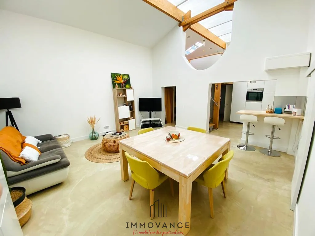 Appartement/Loft rare et atypique à Castelnau-le-Lez 