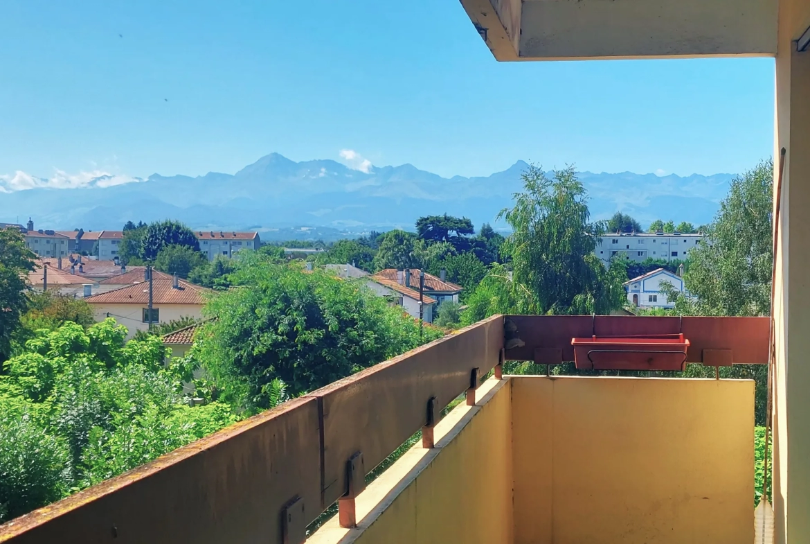 Appartement T4 de 81m2 avec Balcon et Ascenseur à Tarbes 