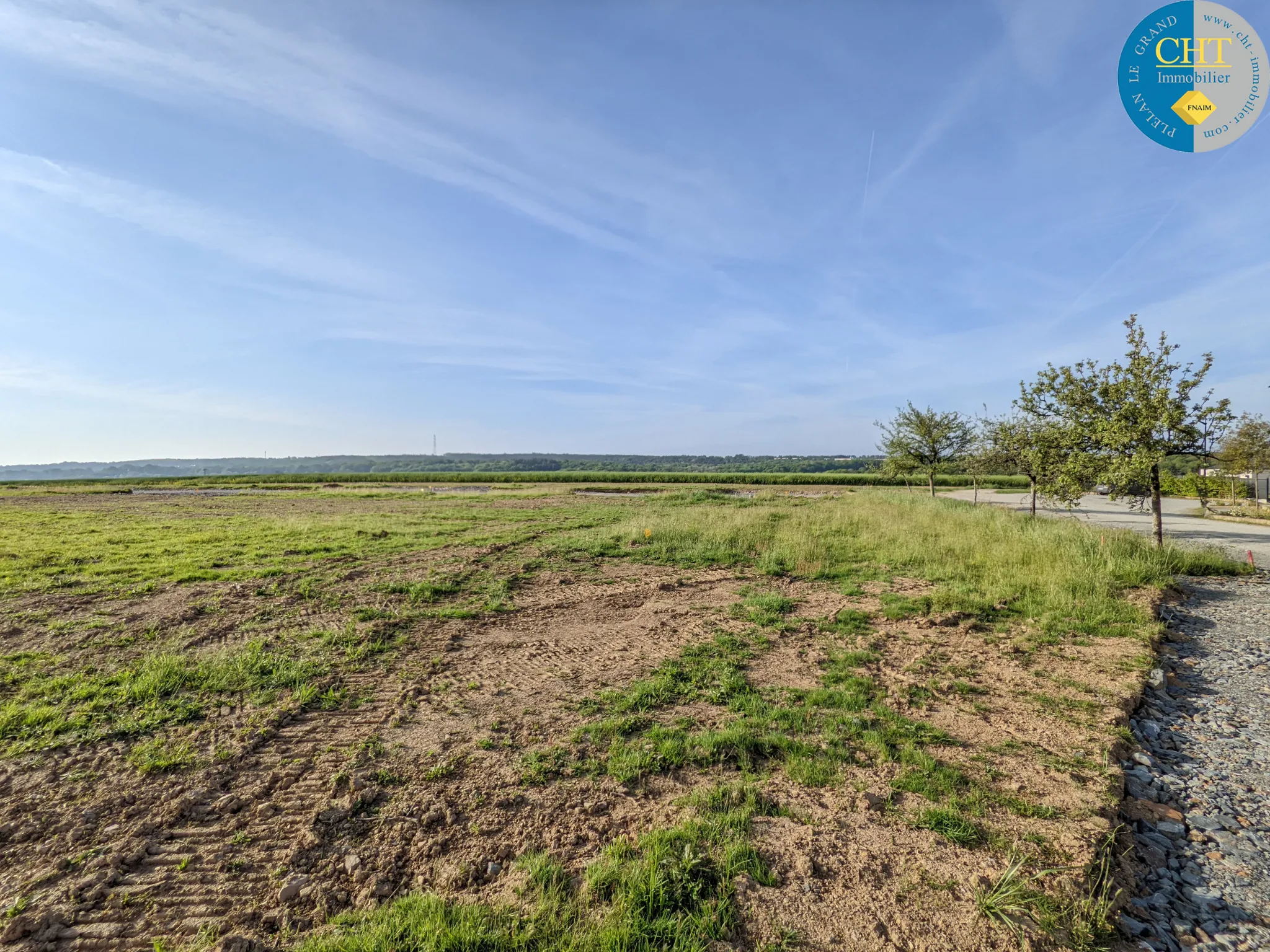 Terrain Constructible de 535m2 à Beignon avec Vue sur Brocéliande 