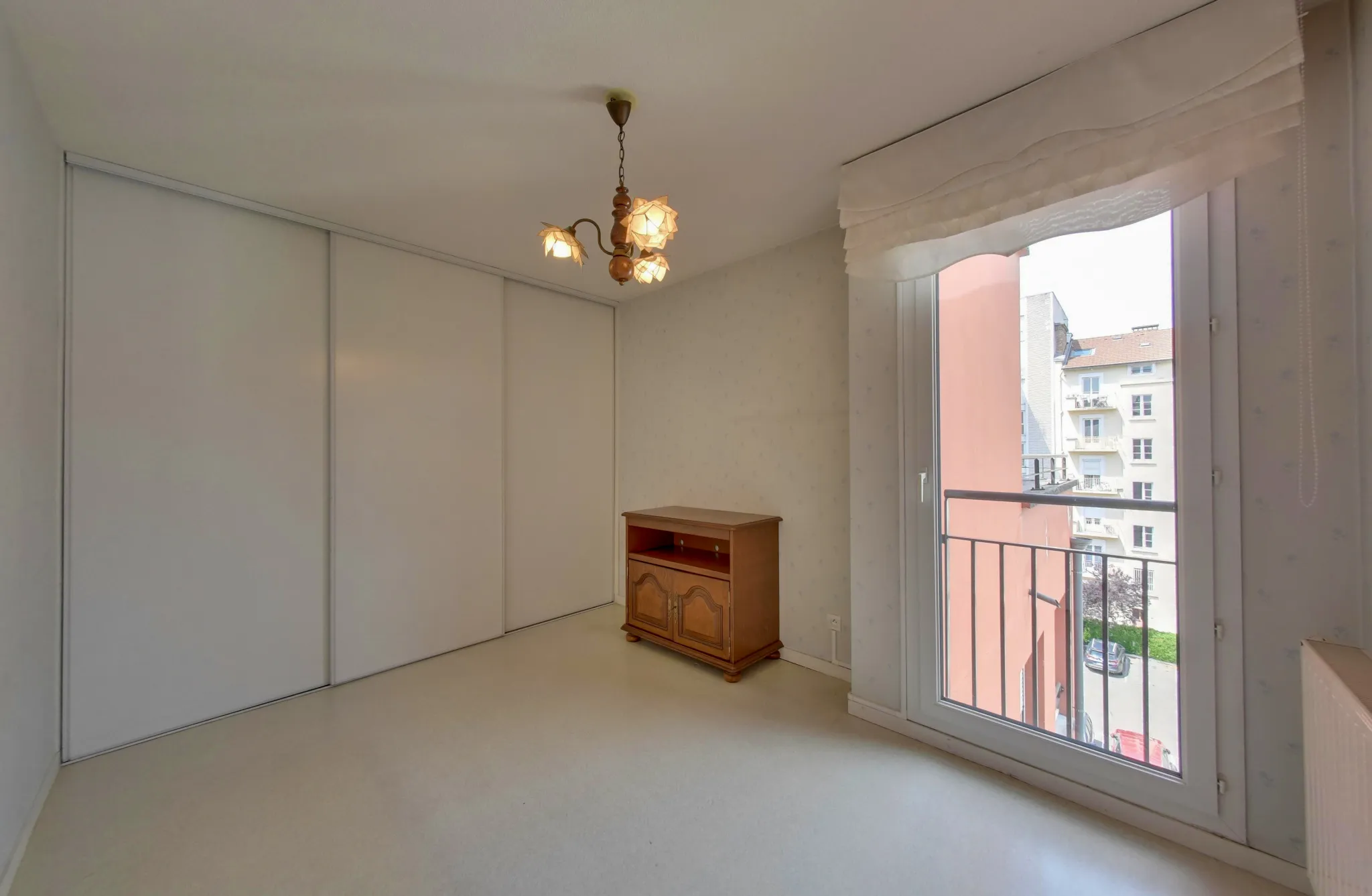 Appartement T4 avec garage et cave dans un secteur recherché 