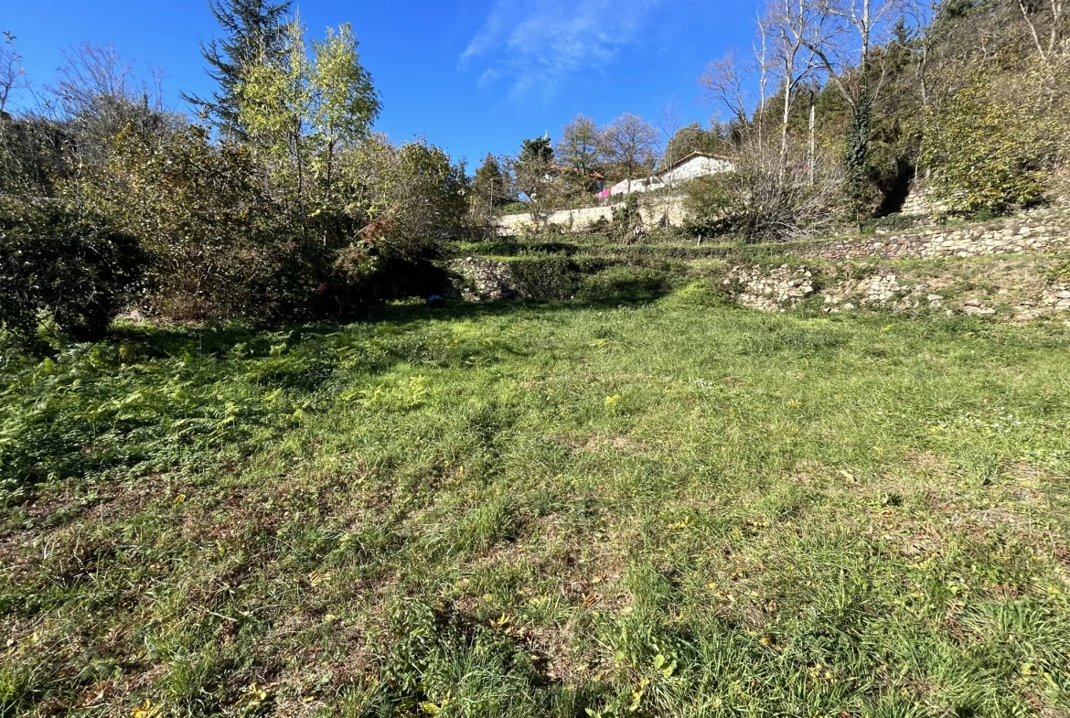 Terrain de 1500m2 à Corsavy à vendre 