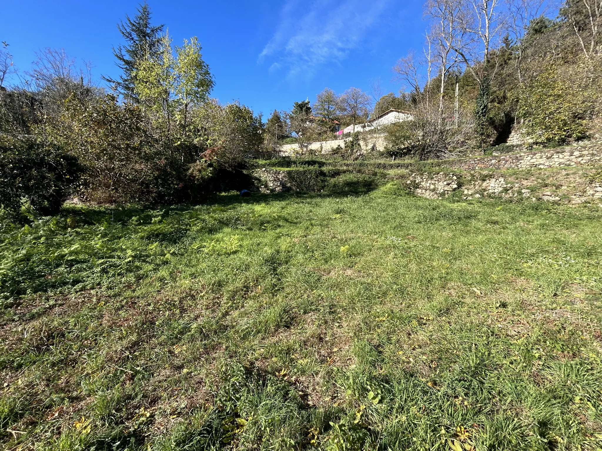 Terrain de 1500m2 à Corsavy à vendre 