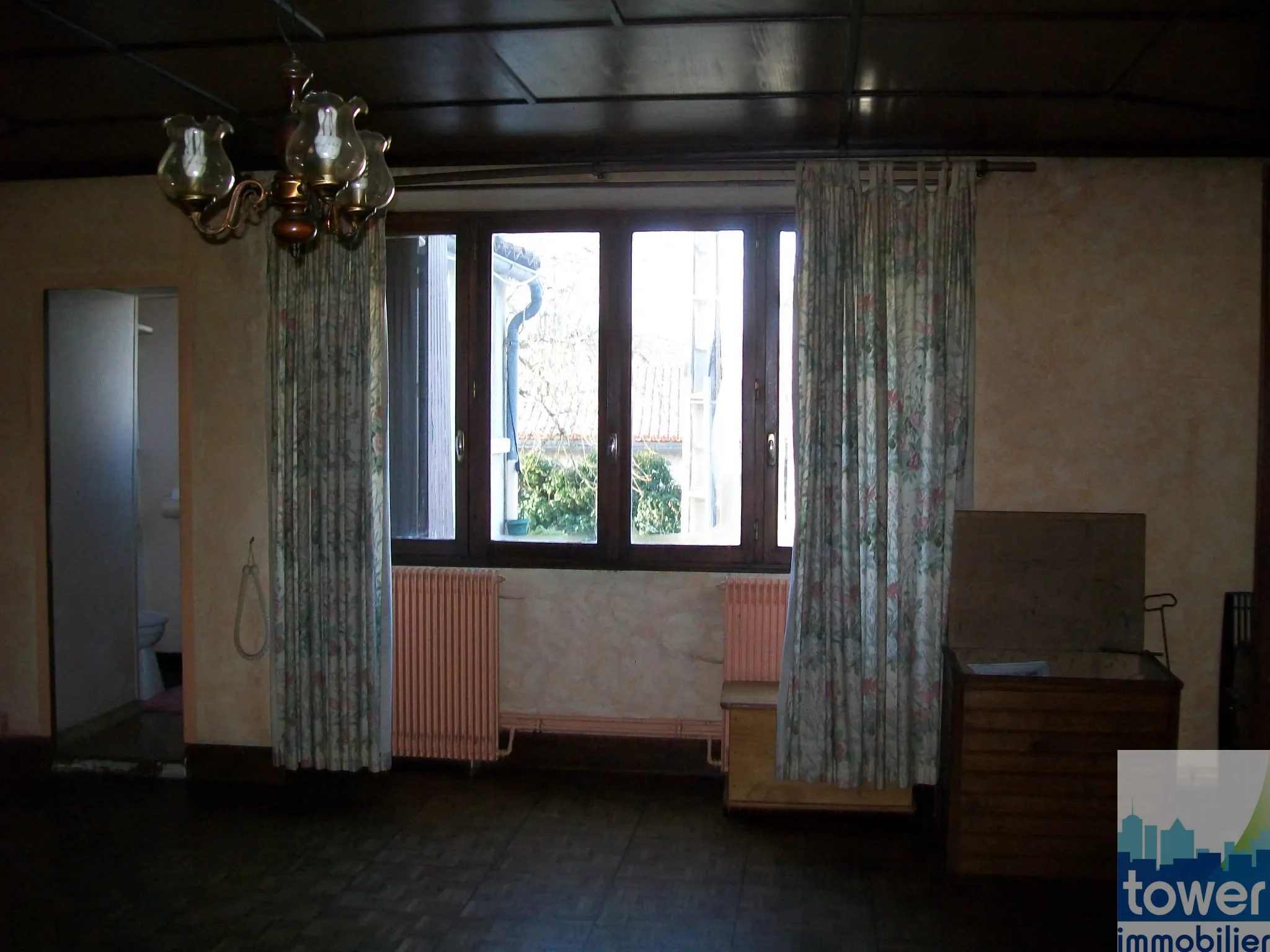 Maison à rénover à Sers avec 3 chambres 