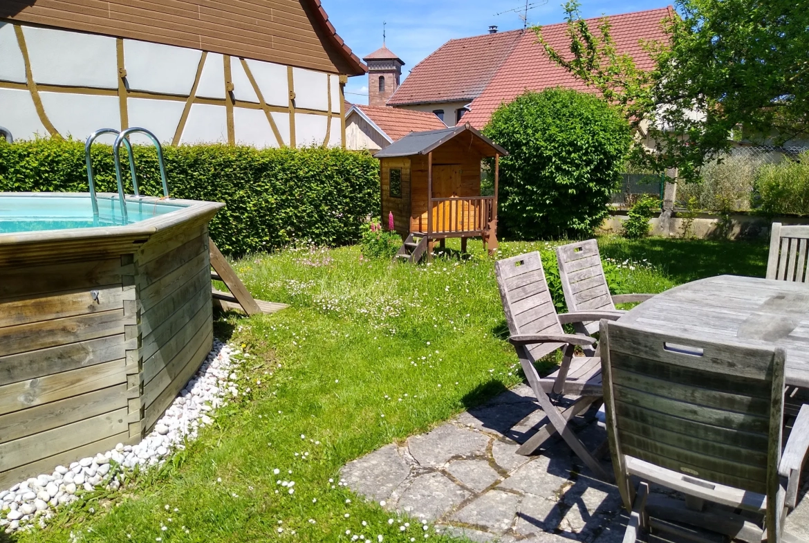 Maison à Fontaine avec jardin, piscine et garage 