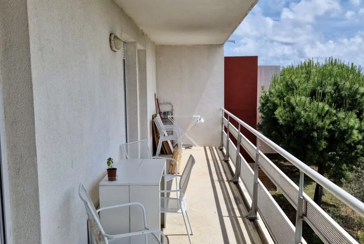 Appartement 3 pièces à Frontignan avec piscine 