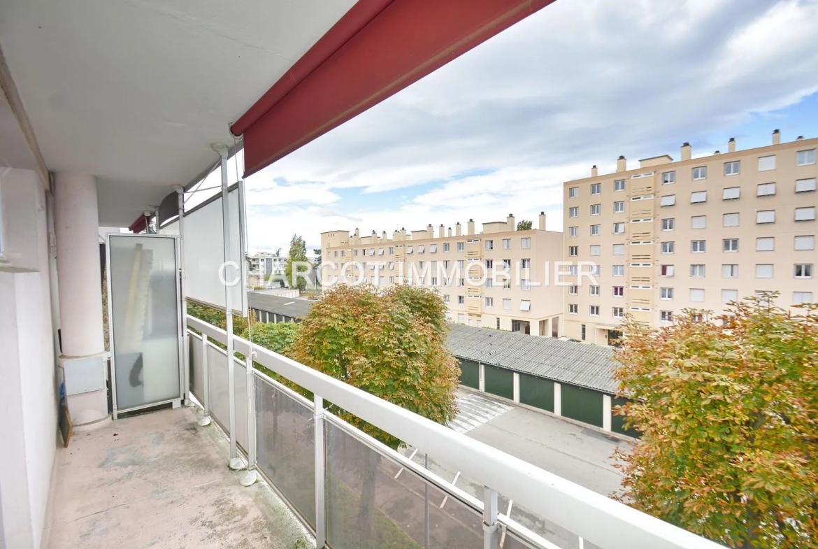 Appartement Type 3 Traversant de 56,51 m2 à Ste Foy Les Lyon 