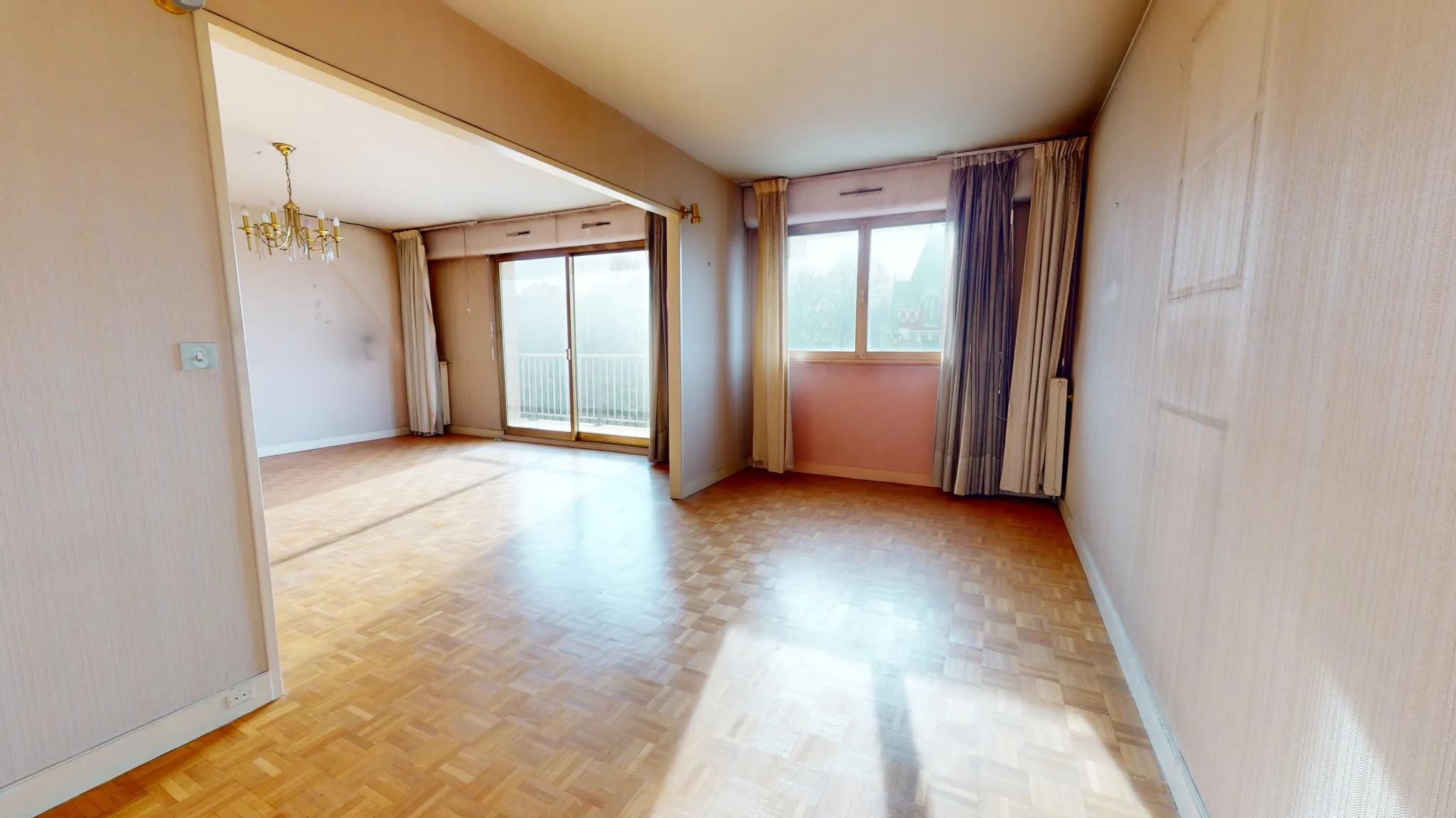 Appartement F4 86.33m2 avec Balcon à Le Raincy 