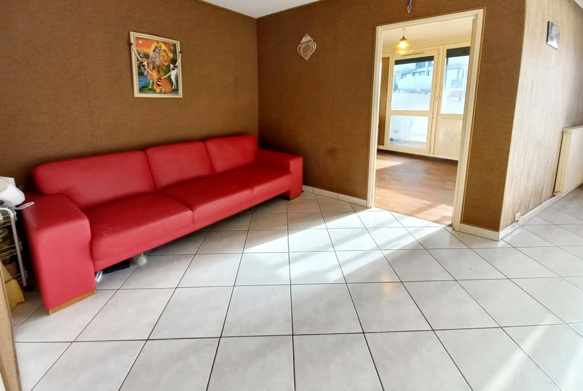 Appartement F4 à vendre à Créteil - Métro Université - UPEC 