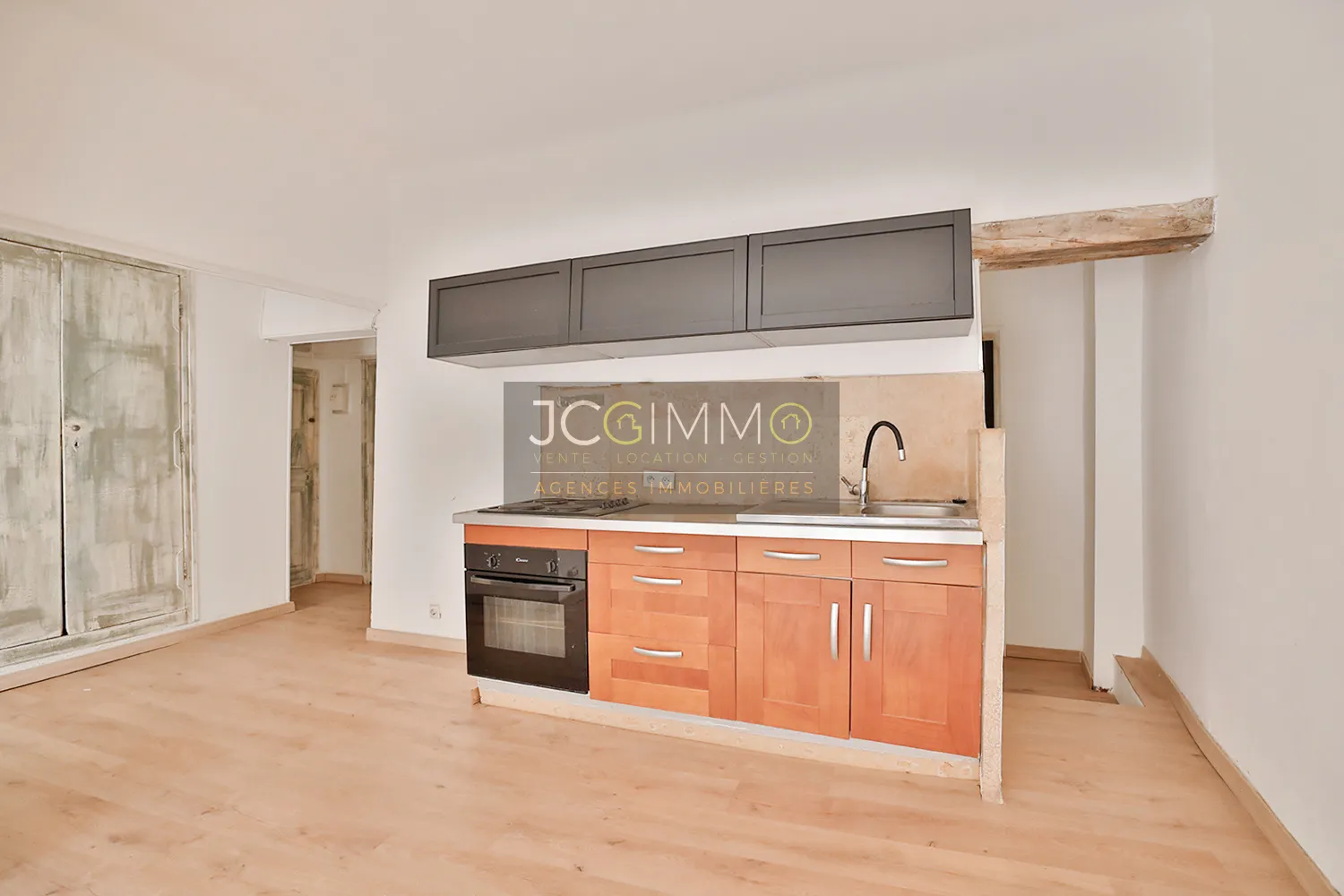 Appartement T3 de 47,18 m2 en centre-ville de Draguignan 