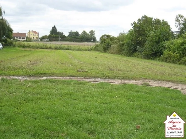 Terrain à bâtir de 1461 m2 - Bray-sur-Seine