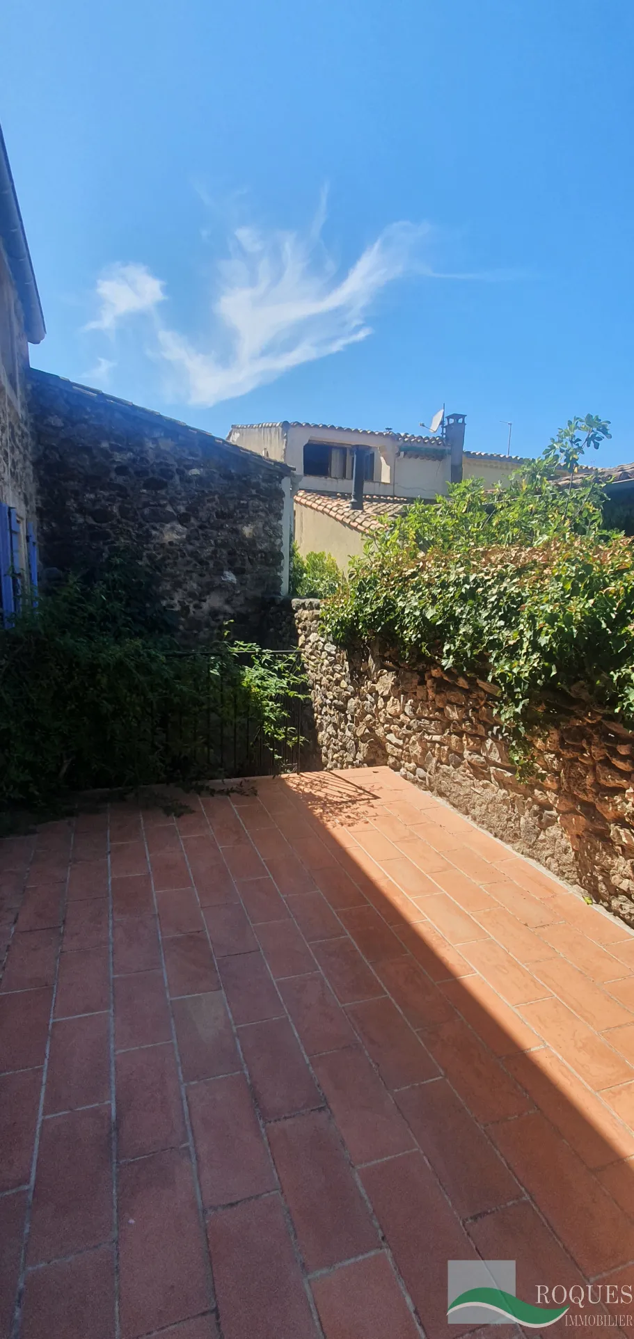 Cabrières, surperbe maison de village avec terrasses et caves 