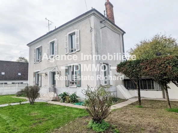 Maison à vendre à Beaune-la-Rolande - 190 m2