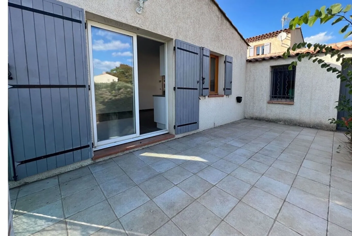 Maison de plain pied à Peyrolles-en-Provence avec terrasse et garage 