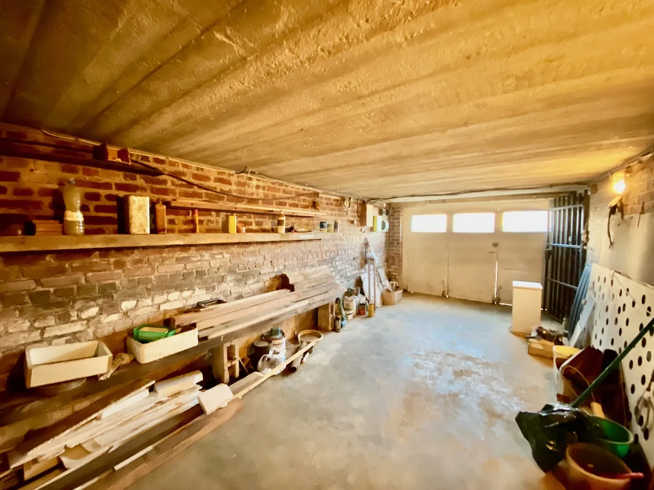 Maison de Plain Pied sur Sous-Sol à Vendre à Rousies 