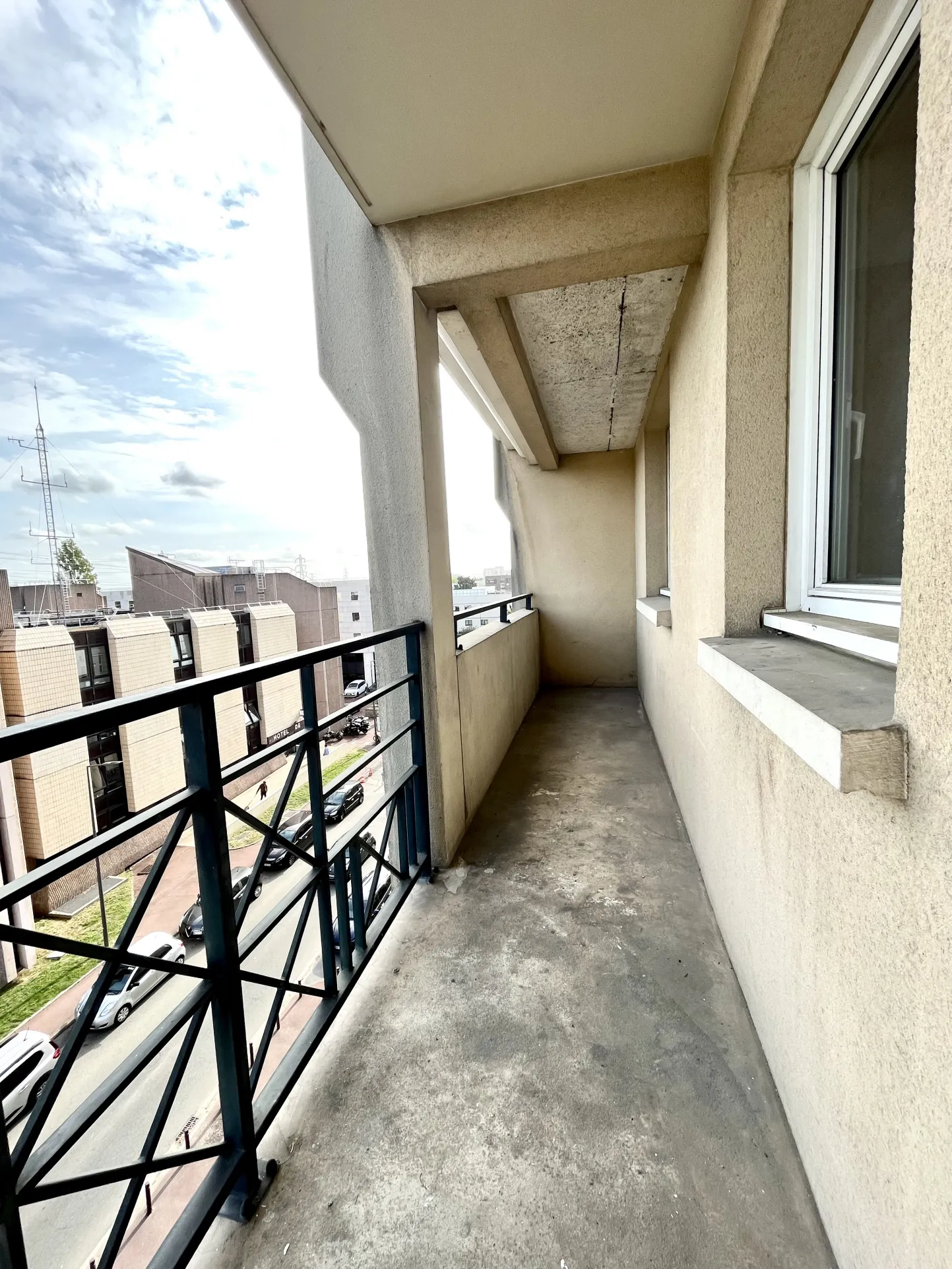 Appartement 2 pièces avec balcon à Cergy Préfecture 