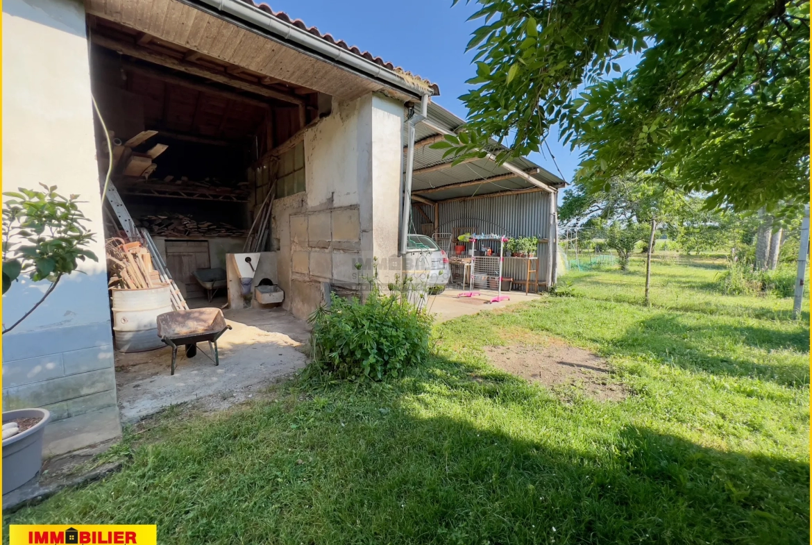 Maison en pierre à rénover à Illats 