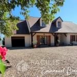 Maison familiale avec piscine à Naintré