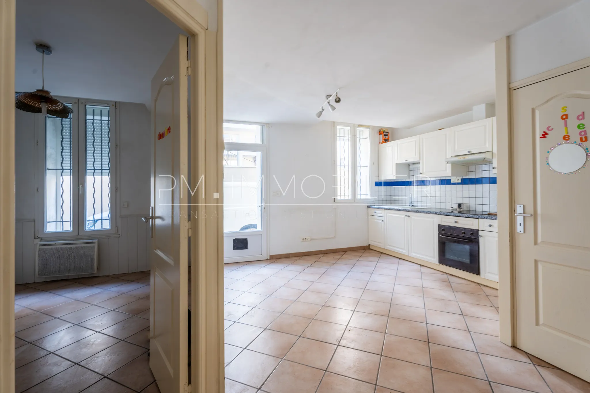 Apartment for Sale in Capelette, Marseille 10th - Type 2, 36 sqm 