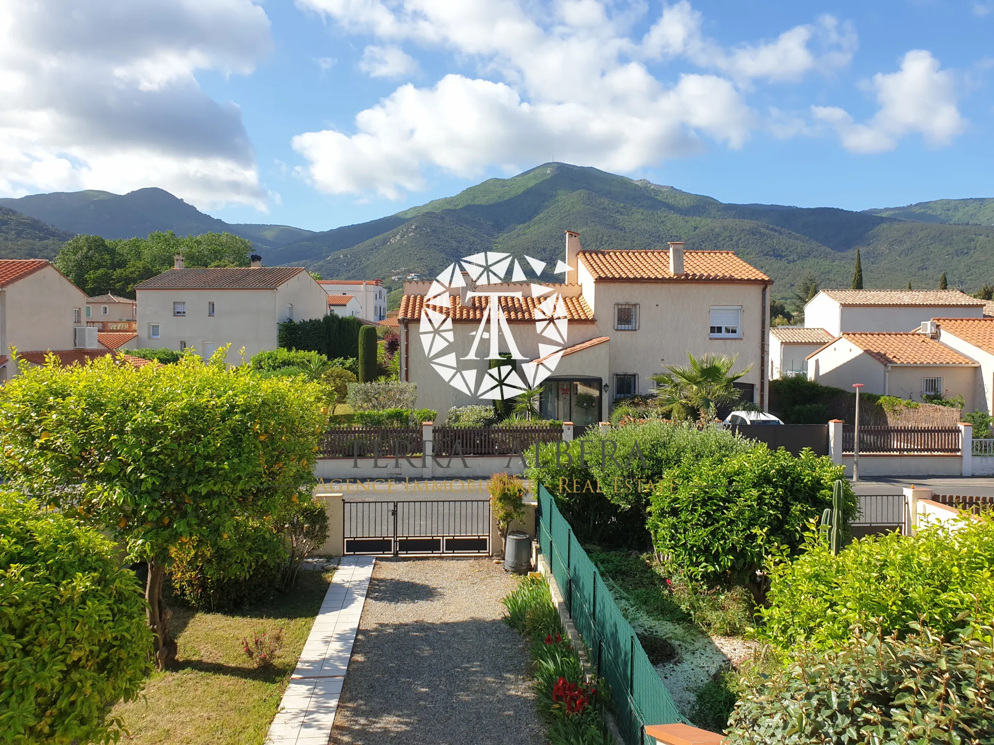 Villa exposée Sud avec vue sur les Albères 