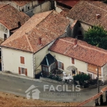 Maison en pierres à rénover à Souvigné