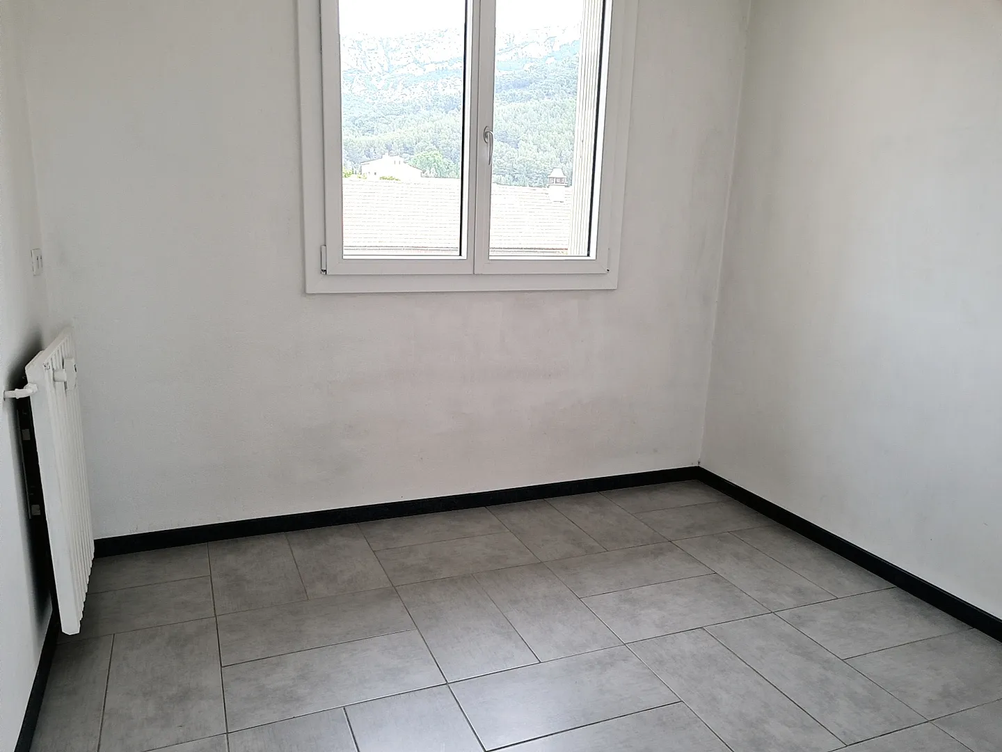 Appartement 3 pièces avec vue dégagée à La Valette du Var 