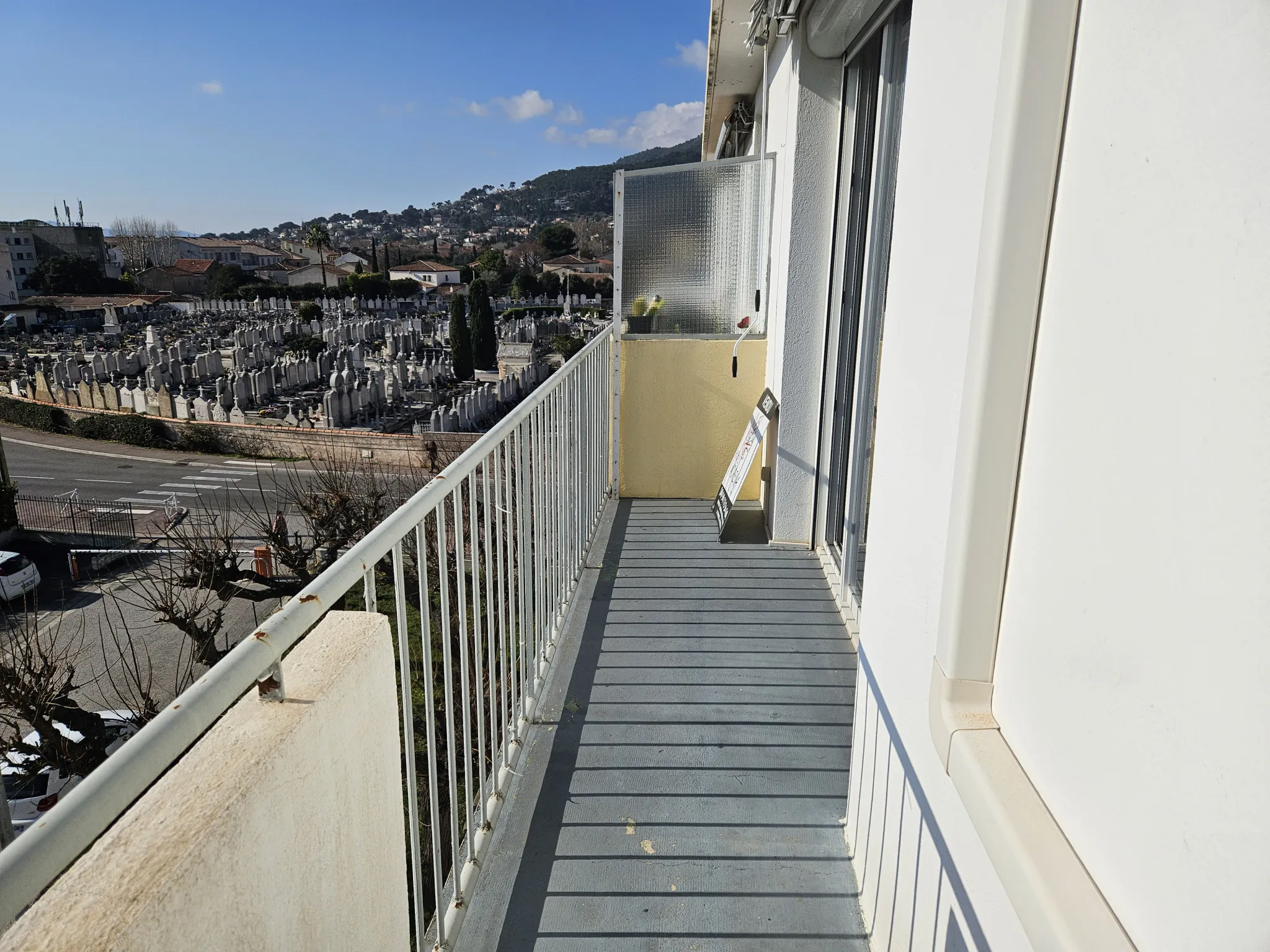 Appartement 3 pièces avec vue dégagée à La Valette du Var 