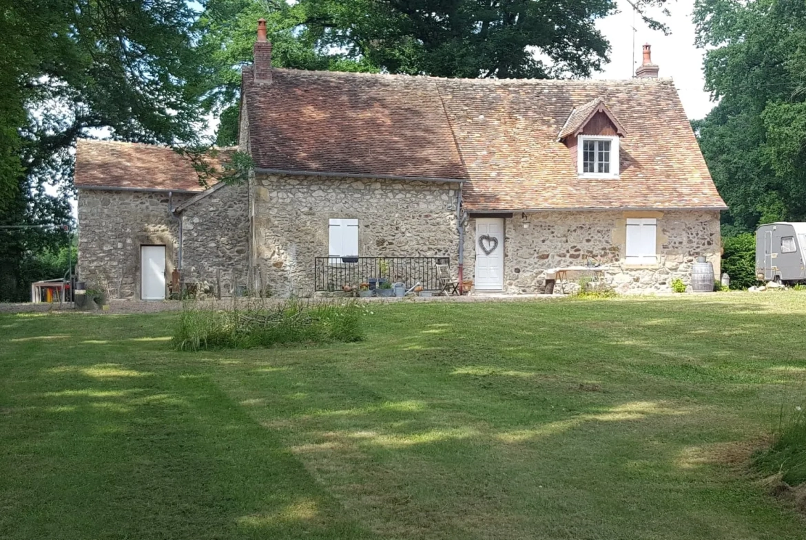 Maison en pierres à Sermages - 195 000 euros 