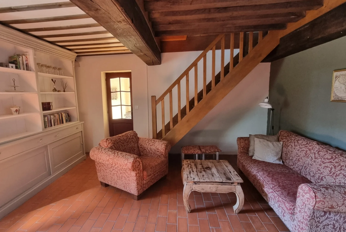 Maison en pierres à Sermages - 195 000 euros 