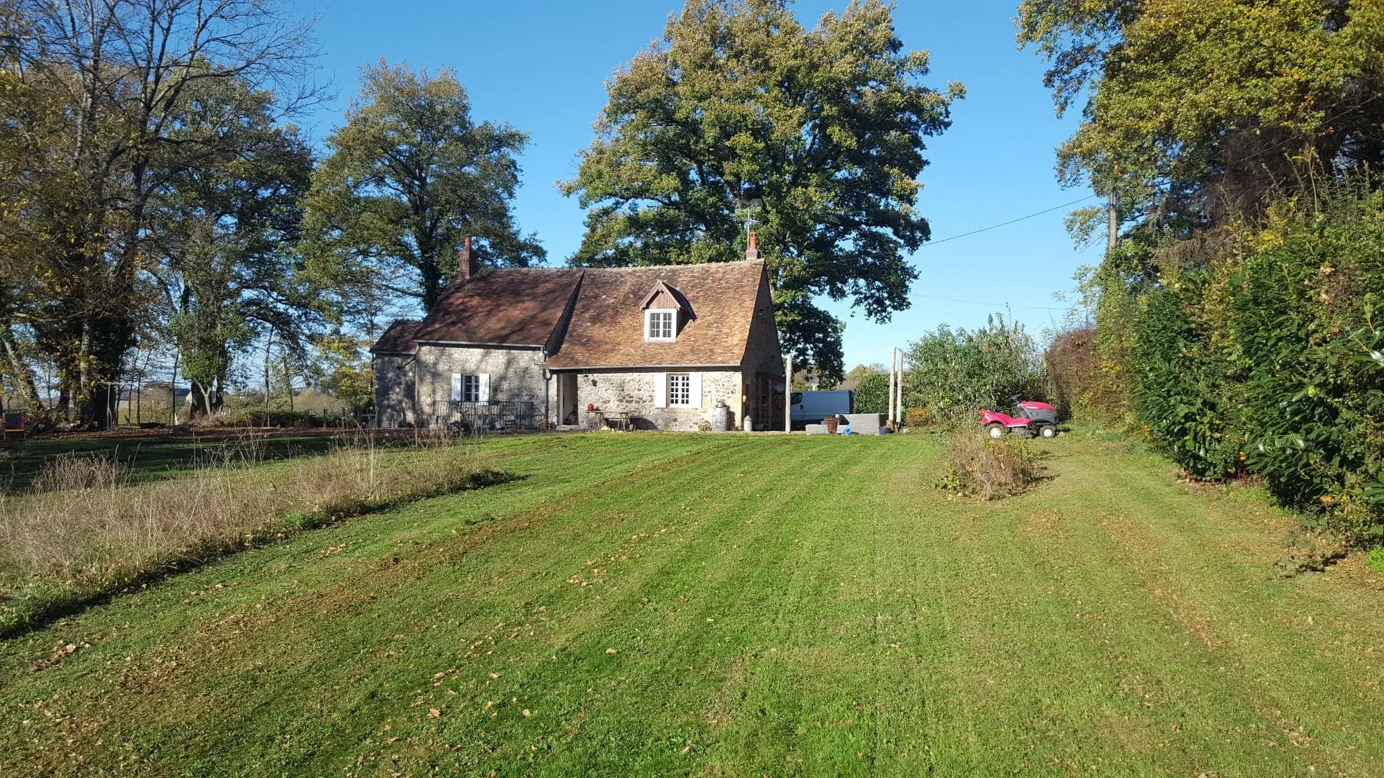 Maison en pierres à Sermages - 195 000 euros 