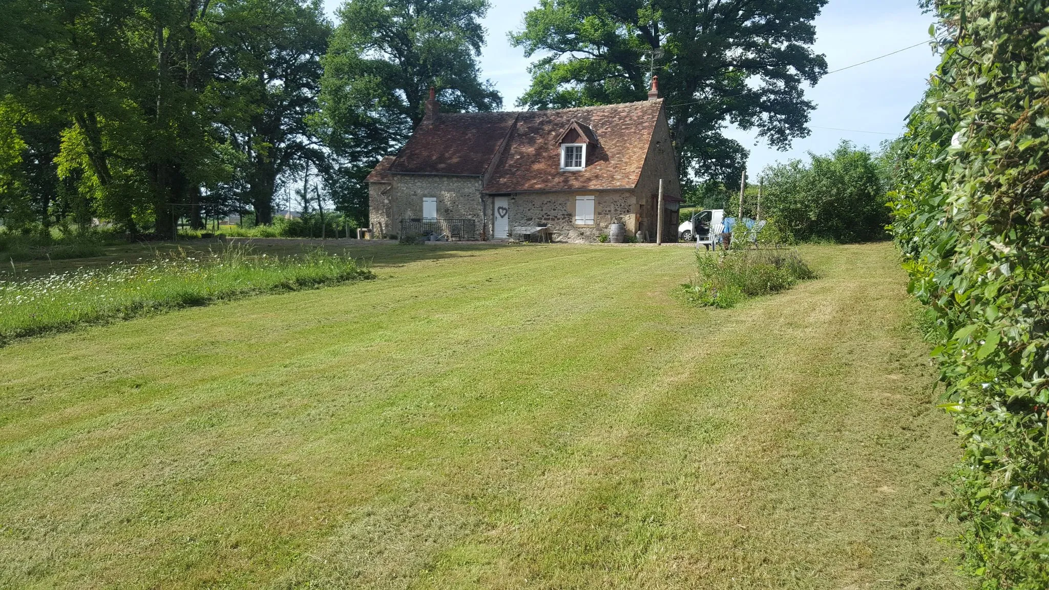 Maison en pierres à Sermages - 195 000 euros 