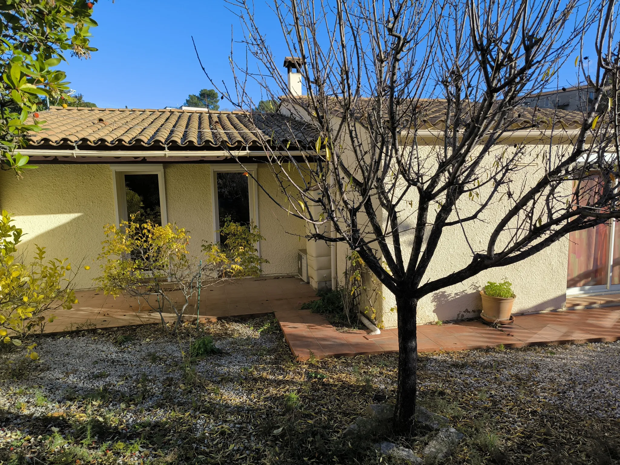 Villa T4 à Béziers avec Garage et Jardin 