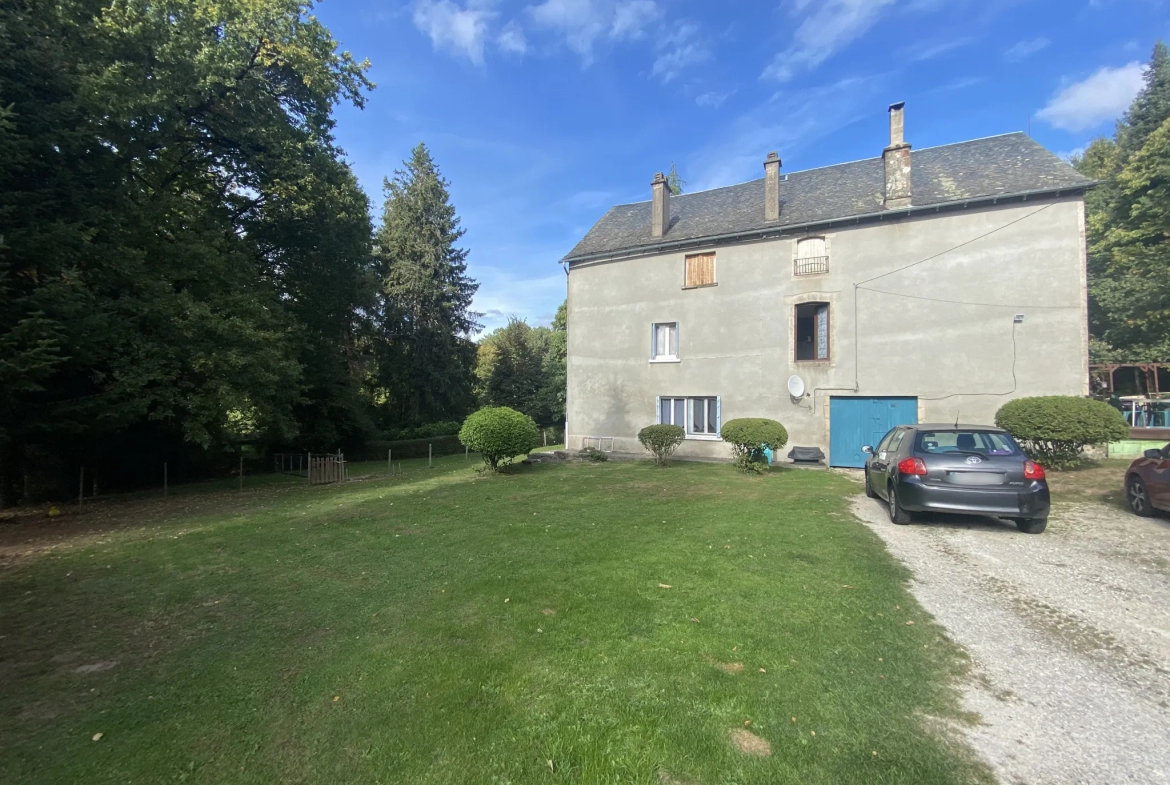 Belle maison familiale de 169 m2 à SAINT PRIVAT 