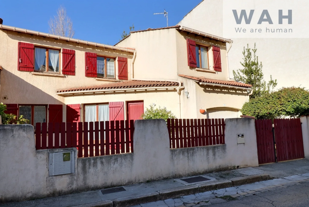 Maison 4 pièces 97m2 à Lunel avec Terrasse et Jardin 