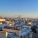 Studette avec vue sur les toits de Paris - Quartier Ternes