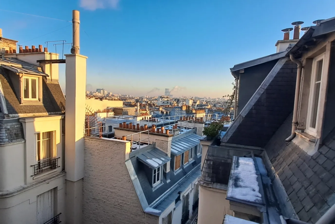 Studette avec vue sur les toits de Paris - Quartier Ternes 