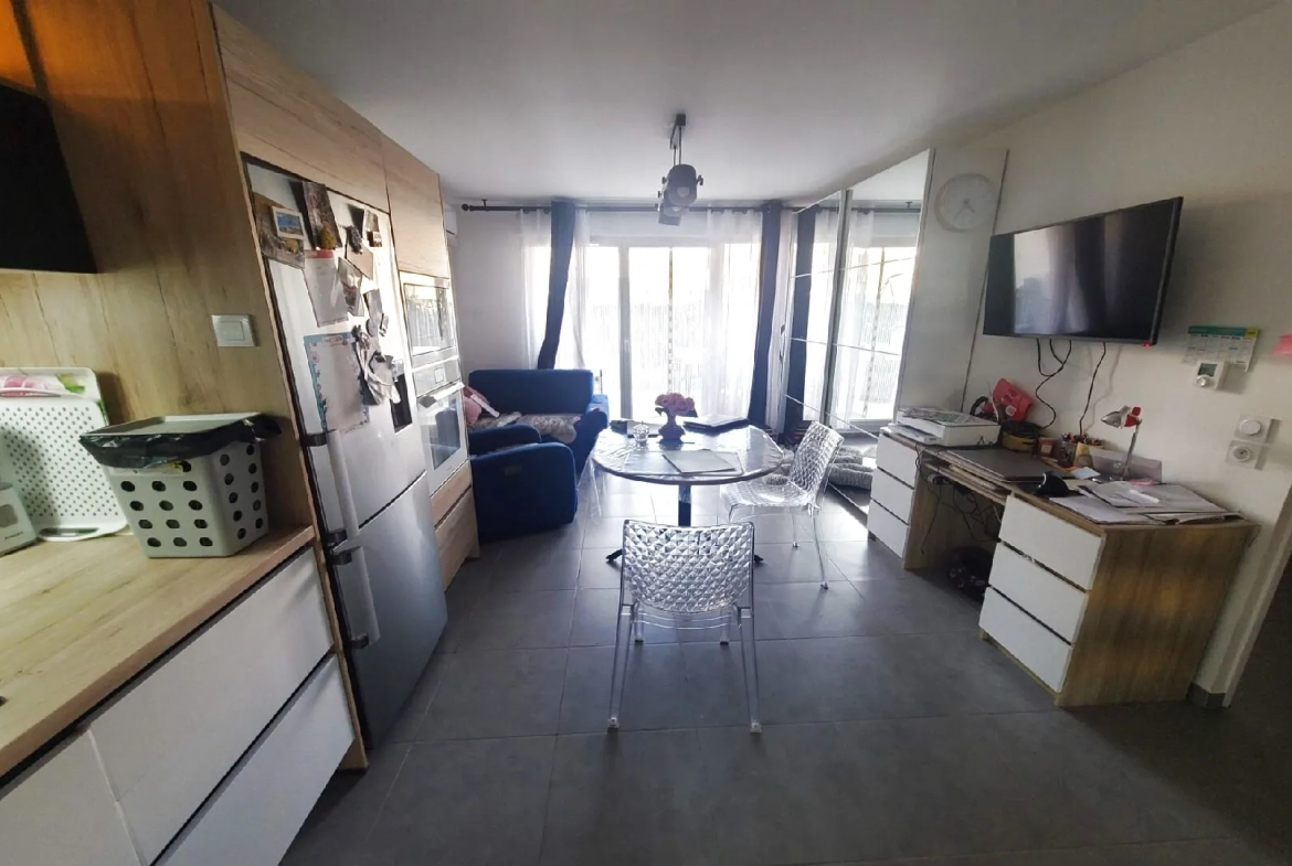 Bel appartement Type 2 avec jardin et box-garage à Gardanne 