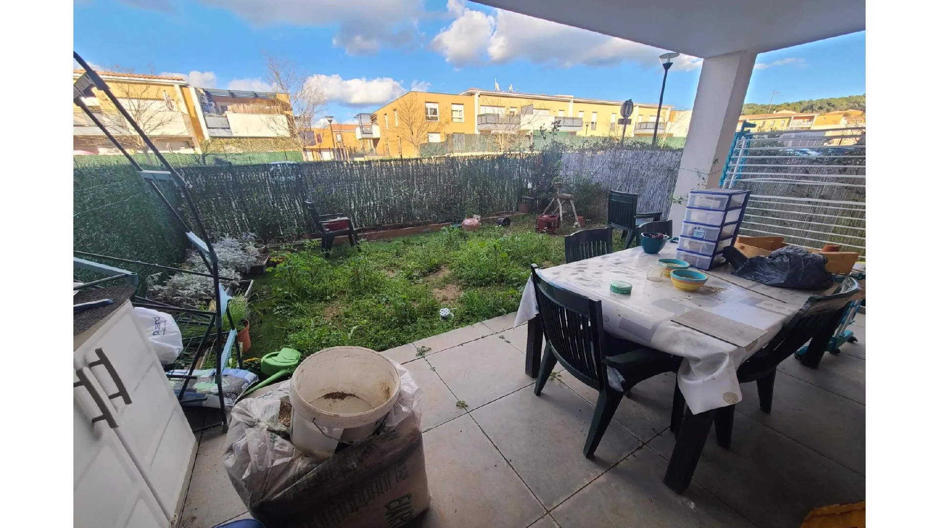 Bel appartement Type 2 avec jardin et box-garage à Gardanne 