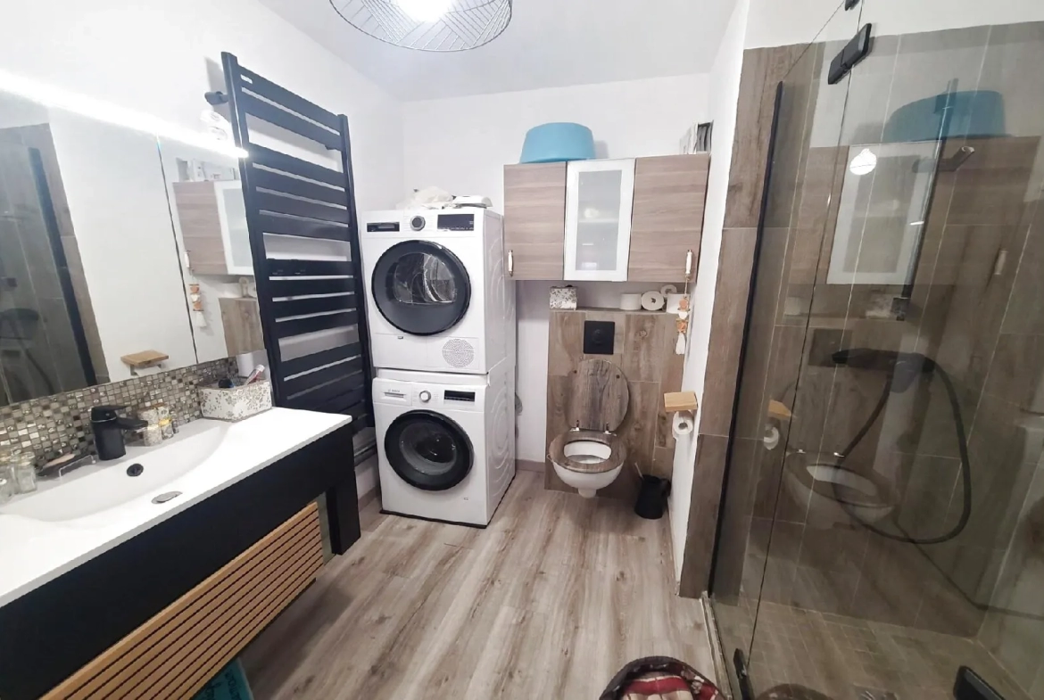 Bel appartement Type 2 avec jardin et box-garage à Gardanne 