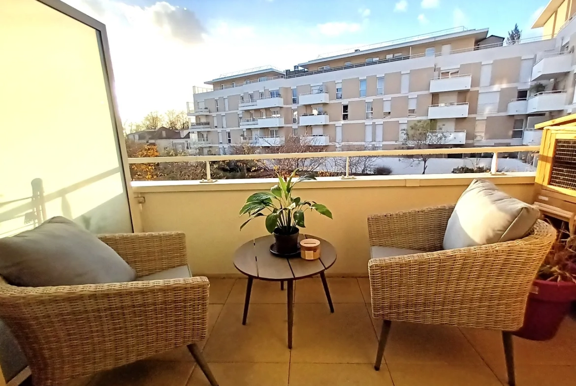 Appartement 3 pièces à vendre à proximité du Centre Ville de Chelles 