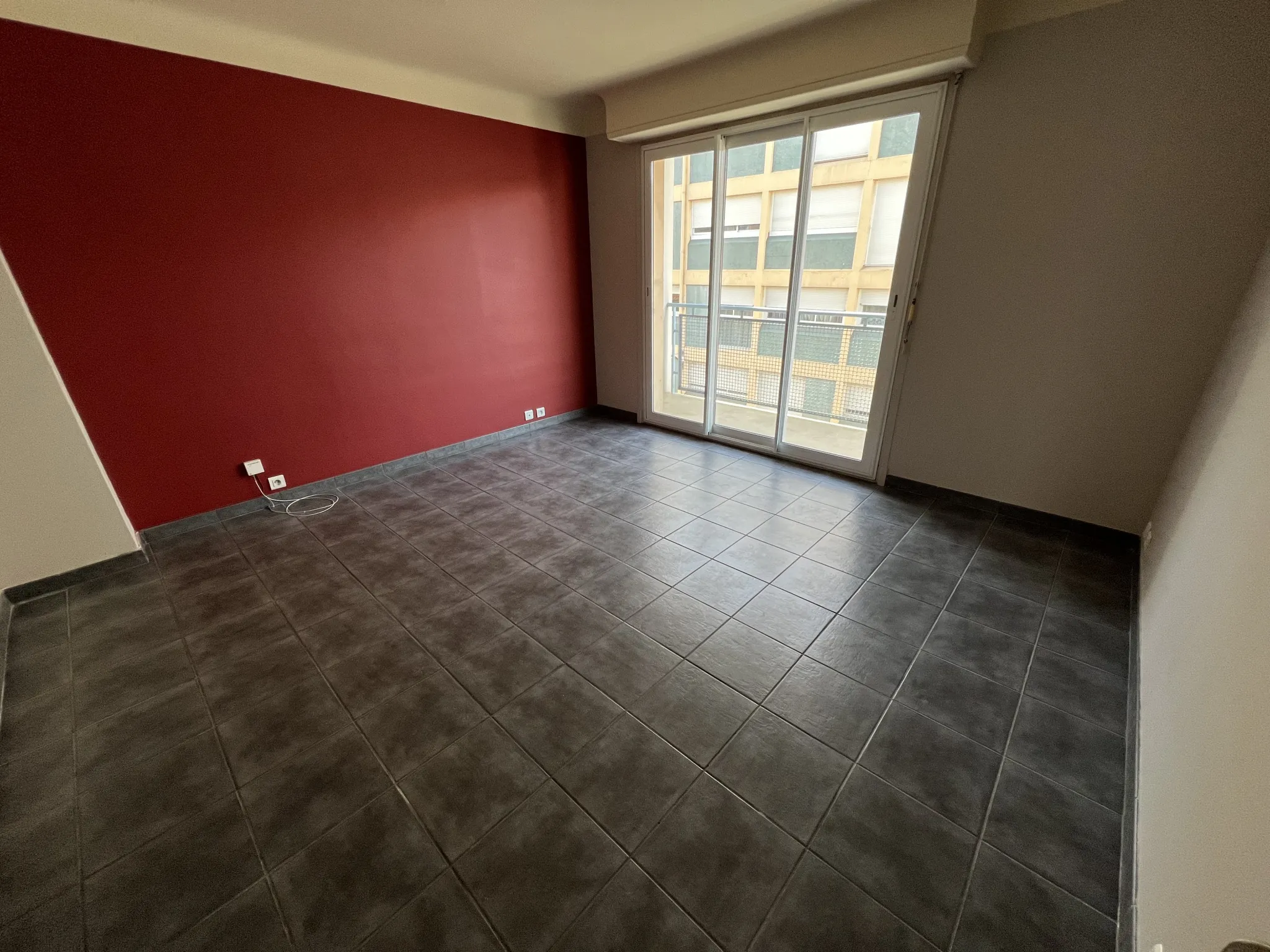 Appartement T3 de 54m2 avec balcon et garage à Pau 