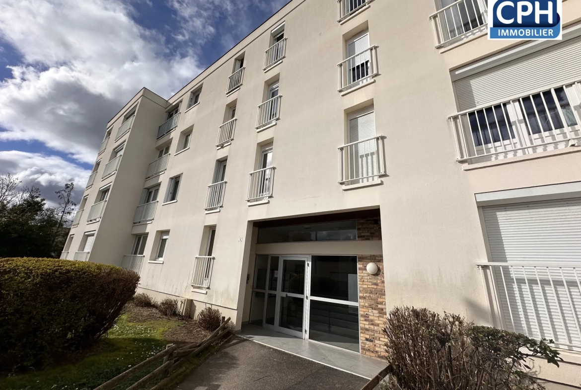 Appartement de 42m2 à Caen avec garage et cave 