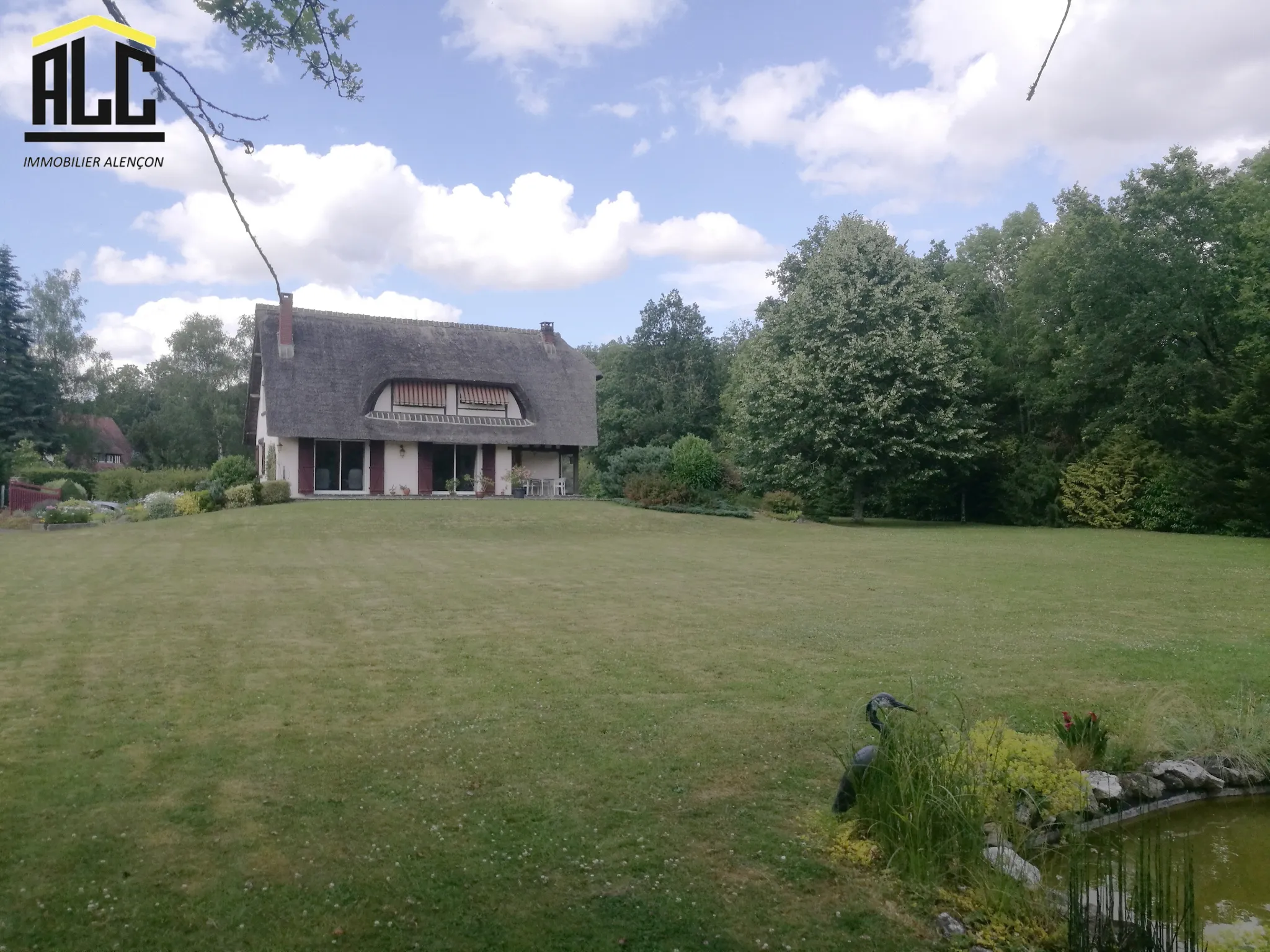 Maison Toit de Chaume à Heloup 