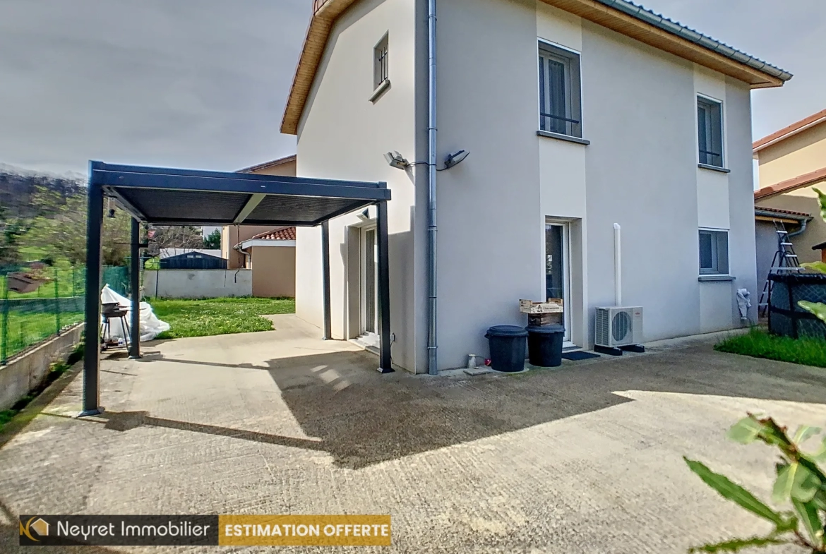 Maison individuelle 105m2 avec piscine à Givors 