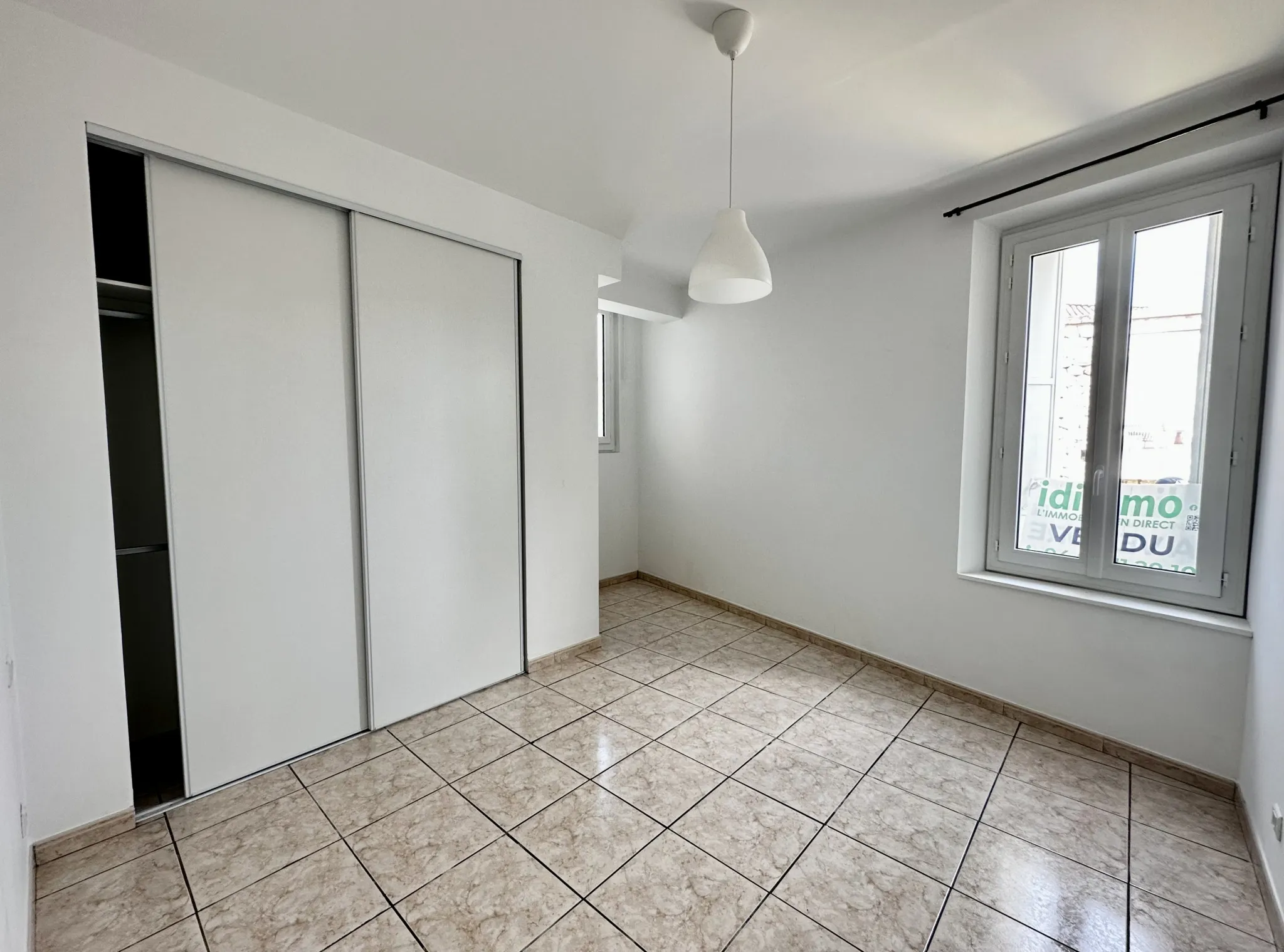 Appartement T3 rénové à Villeneuve les Avignon 