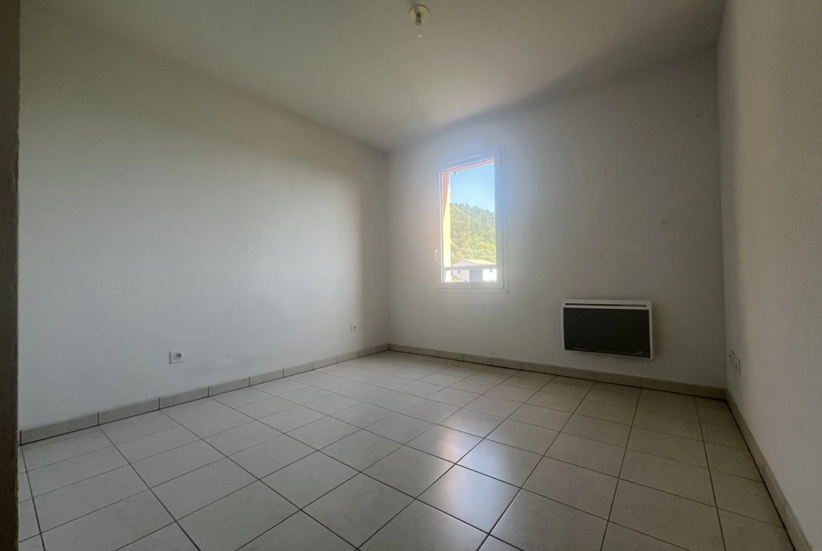 Appartement F3 avec Vue Panoramique - Le Luc 