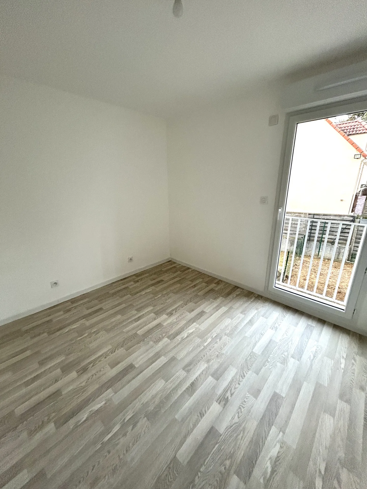 Appartement 3 pièces à MONTFERMEIL - RÉCENT 60m2 