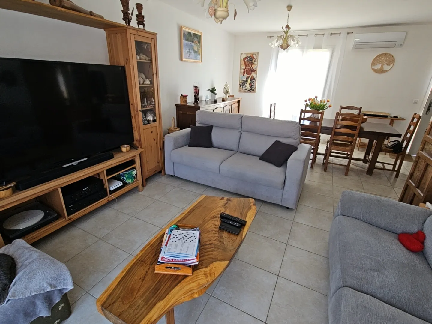 Maison familiale récente avec 3 chambres à vendre à PIGNANS 